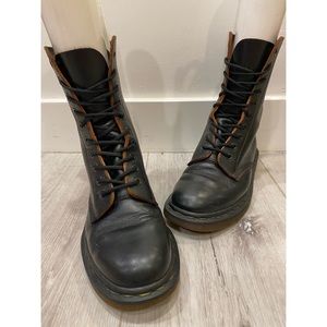 Vintage 1490 Dr. Martens Black Lace Up Made in England Combat Boots